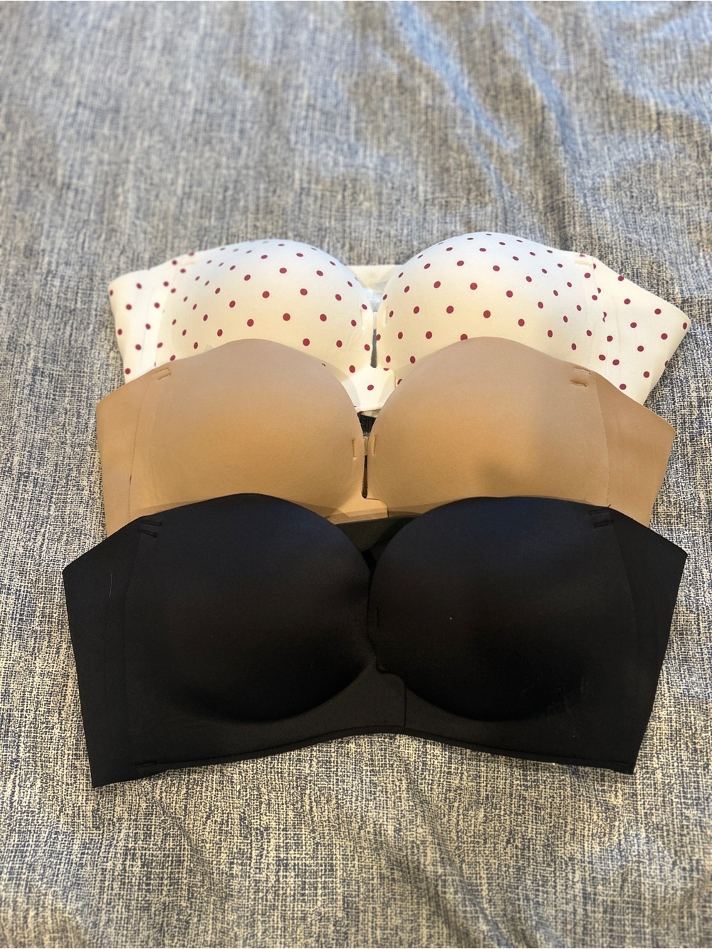 Strapless Seamless Front Closure PushUp Bra Set - Black, Nude, White w/Red Dots